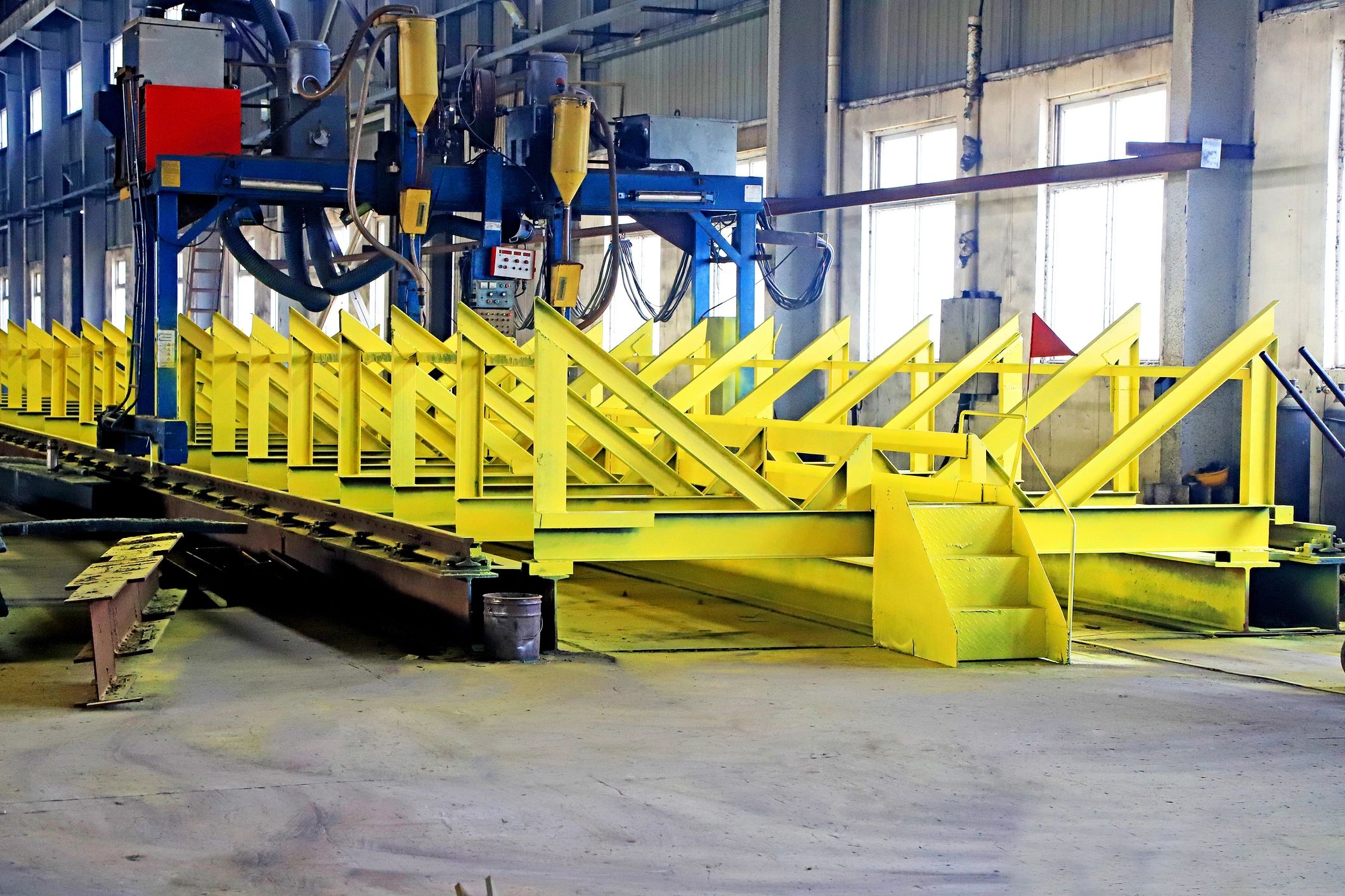 Industrial equipment and assembly line in a manufacturing facility